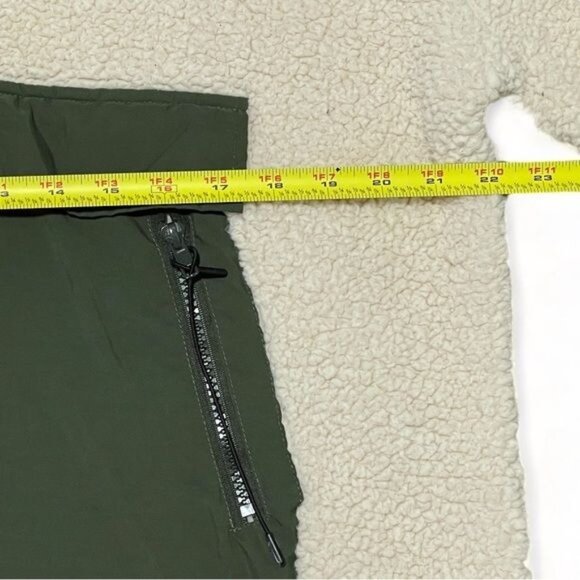 Forever 21 Men's Sweater with Neck Closure Beige Size L - Picture 8 of 10